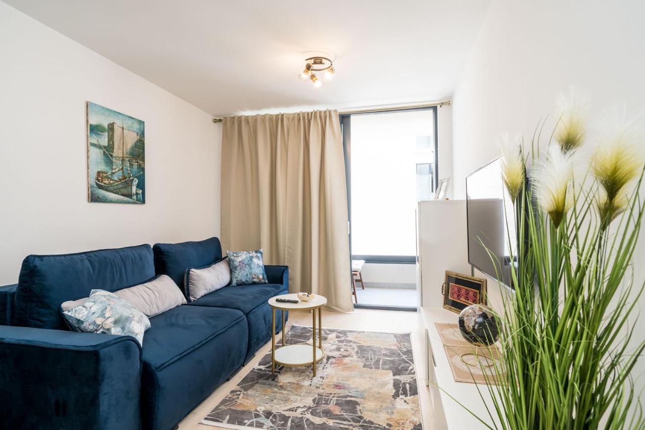 Nava - New And Spacious Gem - Free Parking Apartamento